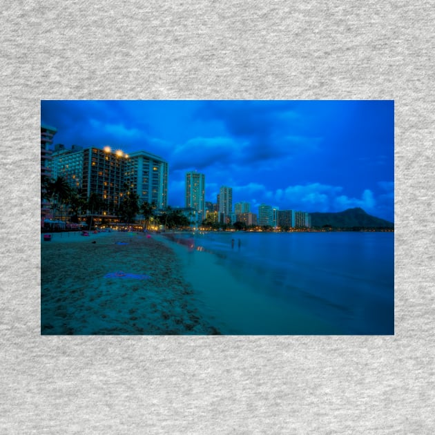 Sunset in Waikiki by randymir